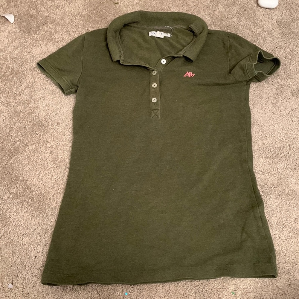 dark green aeropostel collard shirt size s
PREOWNED/USED
aeropostel
$10